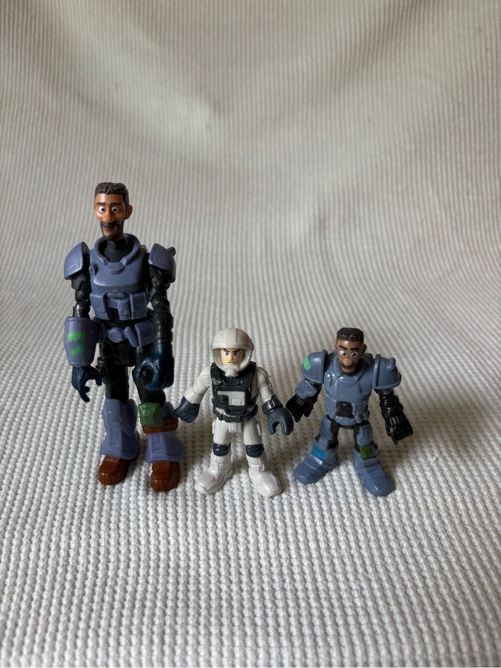 Disney Pixar Lightyear movie Imaginext Buzz & Mo Morrison action figure Bonus